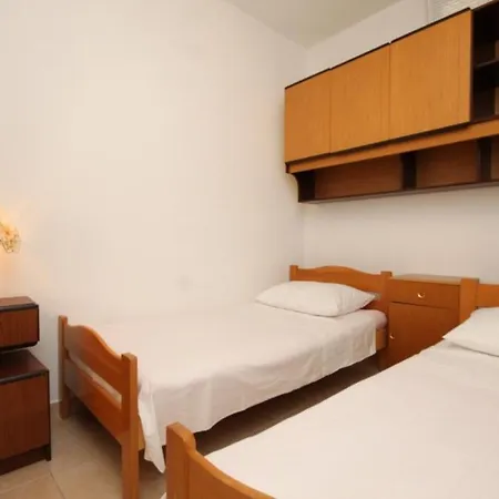 With Parking Space - 6792 Makarska