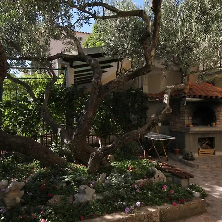 Appartement With Parking Space - 6792 Makarska